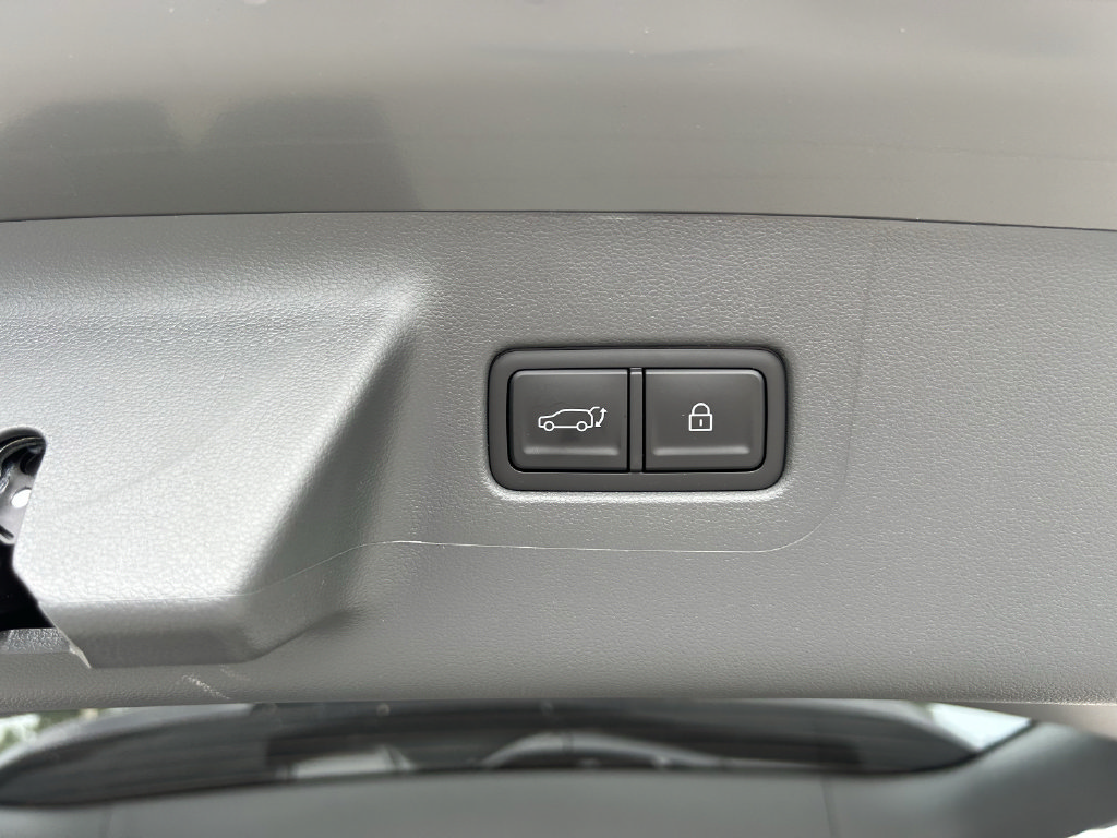 New 2026 Hyundai Santa Fe Limited FWD image 16