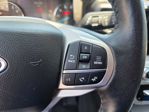 Used 2023 Ford Explorer XLT w/ Equipment Group 202A RWD image 24
