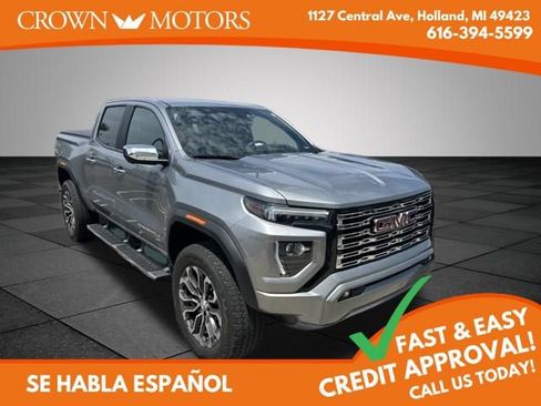 Used 2023 GMC Canyon Denali AWD/4WD image 1