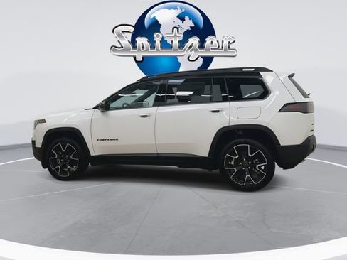 New 2026 Jeep Cherokee Overland image 3