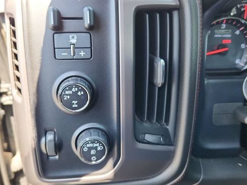 Used 2014 GMC Sierra 1500 SLT w/ All-Terrain Package AWD/4WD image 31