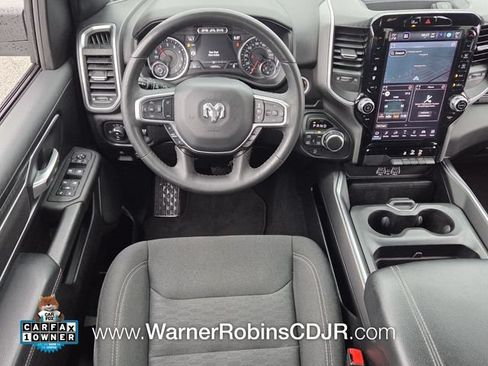 Used 2025 RAM 1500 Big Horn AWD/4WD image 7