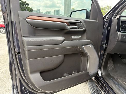 Used 2024 GMC Sierra 1500 Denali w/ Technology Package RWD image 27