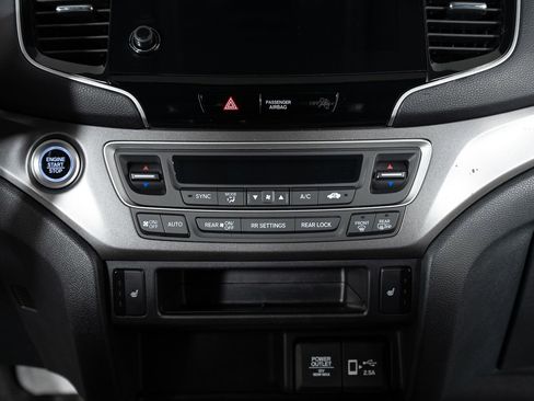 Used 2022 Honda Pilot Special Edition image 40