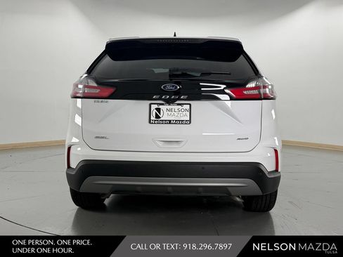 Used 2024 Ford Edge SEL AWD/4WD image 7