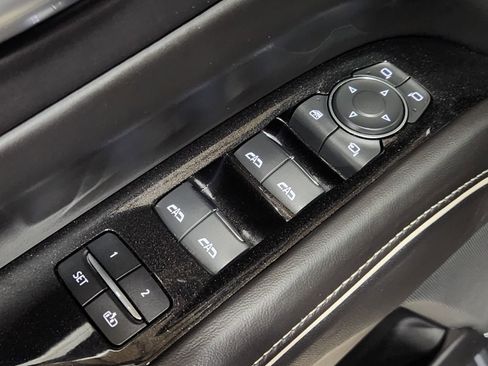 Used 2021 Cadillac Escalade Premium Luxury Platinum image 45