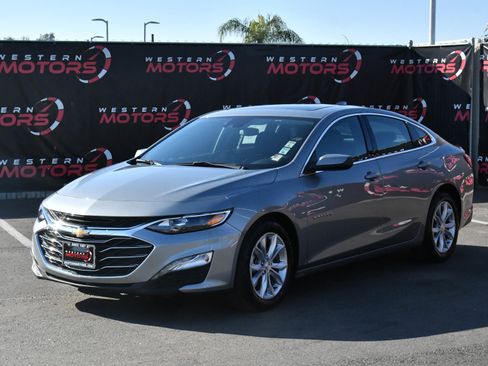 Used 2024 Chevrolet Malibu LT image 3