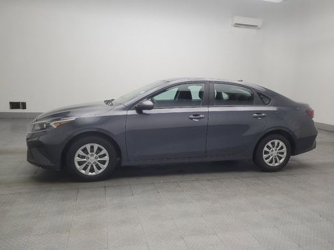 Used 2023 Kia Forte LX FWD image 2