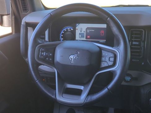 Used 2022 Ford Bronco Wildtrak AWD/4WD image 31