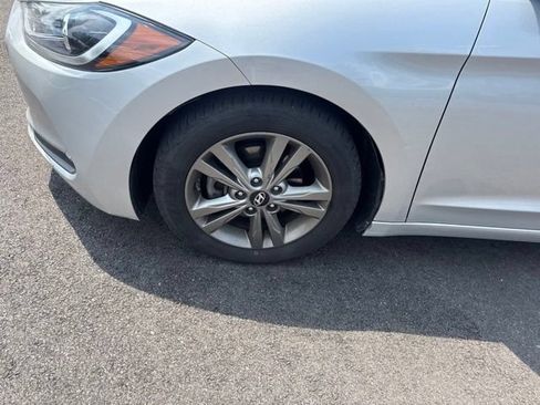 Used 2018 Hyundai Elantra Value Edition w/ Cargo Package FWD image 14
