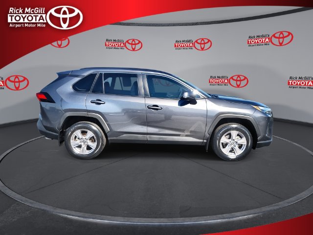 Used 2024 Toyota RAV4 XLE w/ Convenience Package FWD image 9