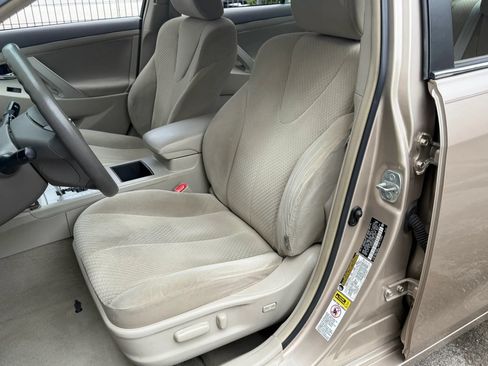 Used 2007 Toyota Camry LE FWD image 8