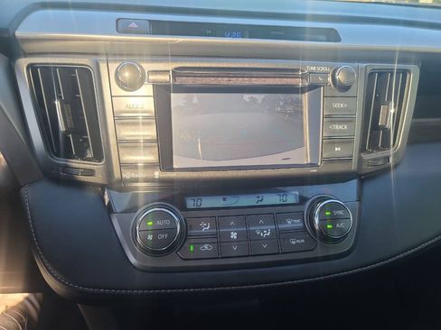 Used 2015 Toyota RAV4 XLE AWD/4WD image 23