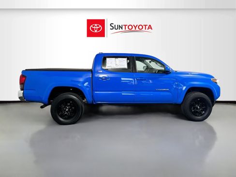 Used 2021 Toyota Tacoma SR5 RWD image 2
