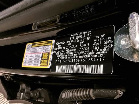 Used 2025 Kia Sportage EX FWD image 34