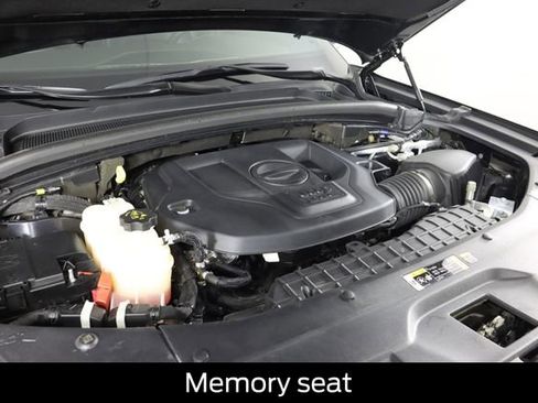 Used 2023 Jeep Grand Cherokee L Overland image 17