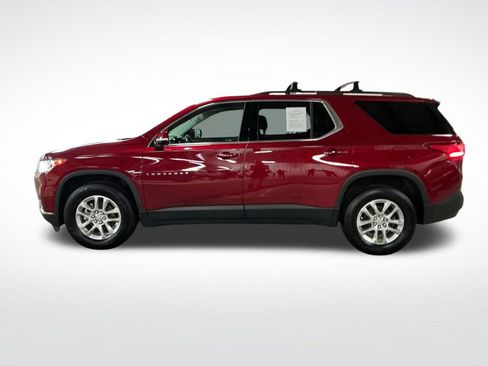 Used 2019 Chevrolet Traverse LT FWD image 2
