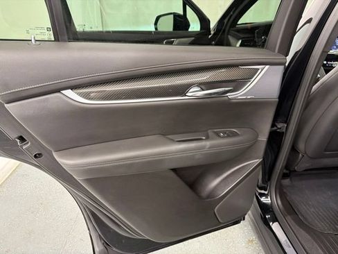 Used 2024 Cadillac XT6 Sport AWD/4WD image 16
