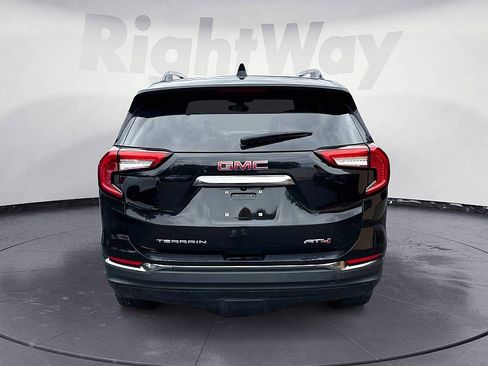 Used 2023 GMC Terrain AT4 AWD/4WD image 2