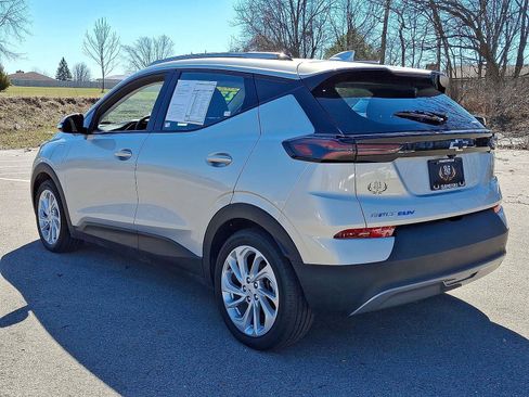 Used 2023 Chevrolet Bolt EUV LT image 27