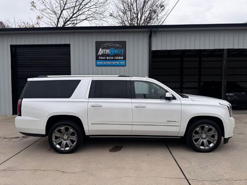 Used 2016 GMC Yukon XL Denali w/ Open Road Package image 9