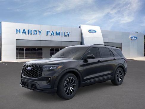 New 2026 Ford Explorer ST-Line RWD image 1