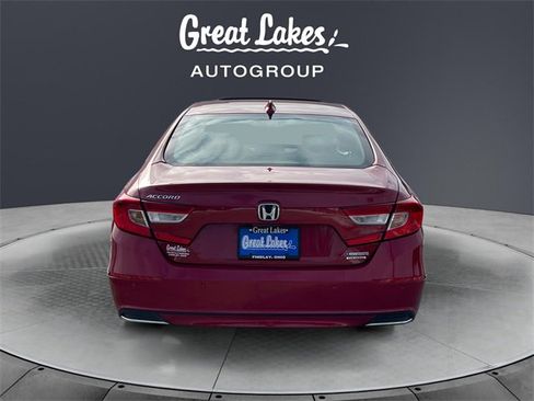 Used 2022 Honda Accord Touring image 4