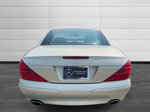 Used 2005 Mercedes-Benz SL 600 image 4