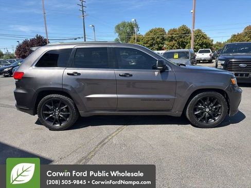 Used 2015 Jeep Grand Cherokee Summit AWD/4WD image 4