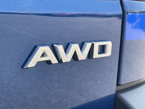 Used 2024 Ford Maverick Lariat w/ Black Appearance Package AWD/4WD image 9