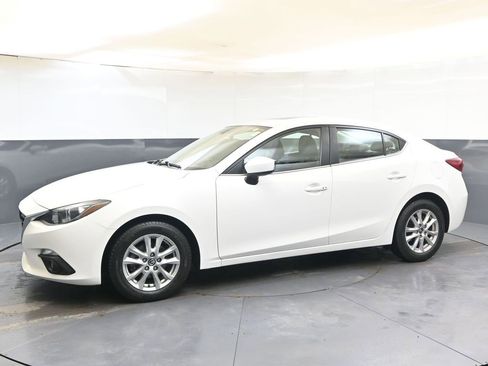 Used 2015 MAZDA MAZDA3 i Grand Touring image 2