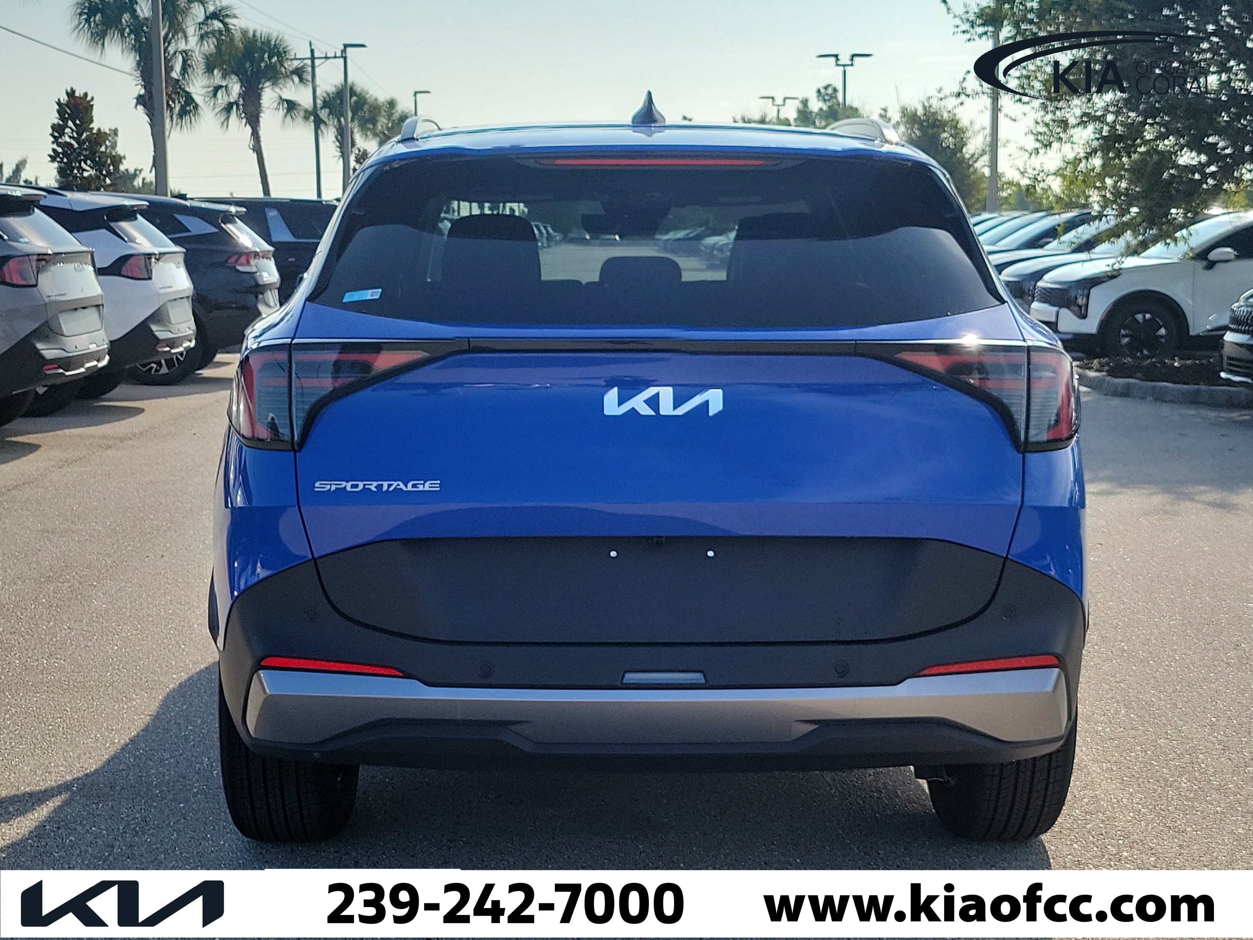 New 2026 Kia Sportage EX w/ EX Panorama Roof Package FWD image 5