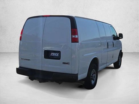 Used 2023 GMC Savana 2500 w/ Driver Convenience Package image 5