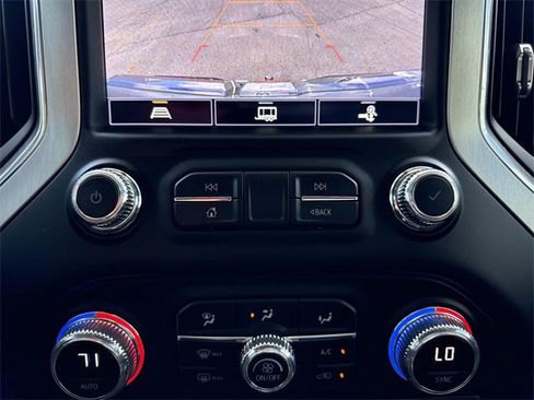 Used 2021 GMC Sierra 1500 SLT image 22