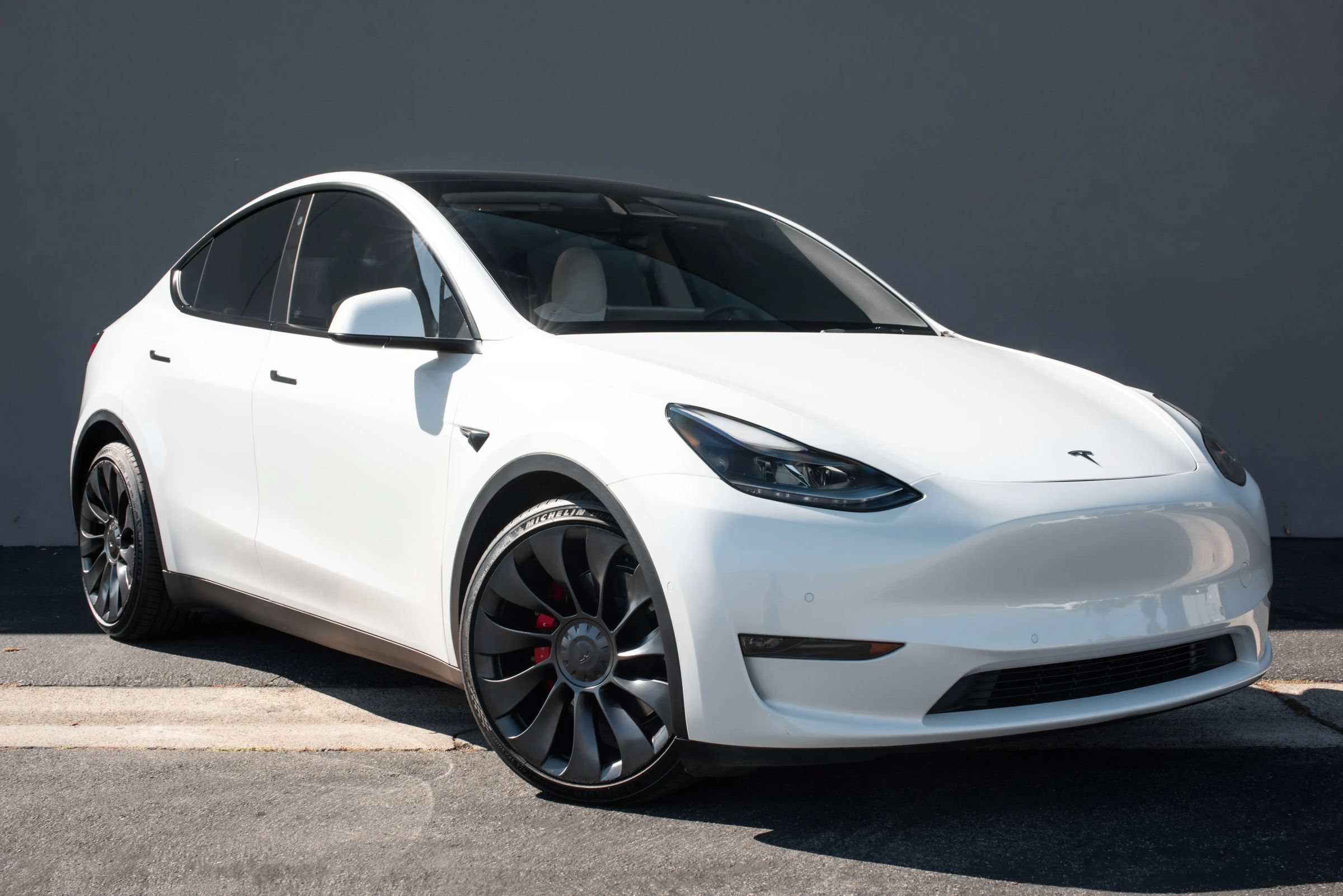 Used 2022 Tesla Model Y Performance AWD/4WD image 5