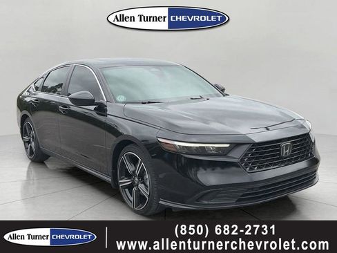 Used 2023 Honda Accord Sport image 1