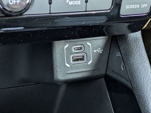 New 2026 Jeep Compass Latitude image 22