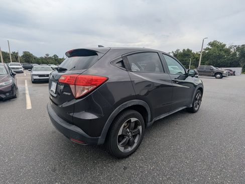 Used 2018 Honda HR-V EX image 3