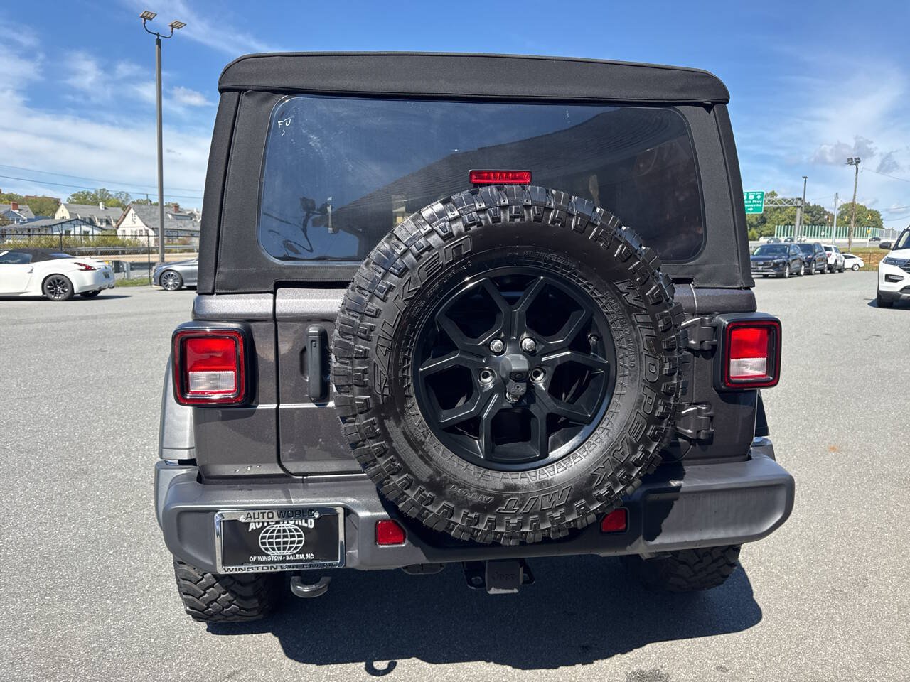 Used 2024 Jeep Wrangler Unlimited Sport AWD/4WD image 12