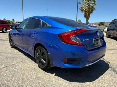 Used 2021 Honda Civic LX image 9