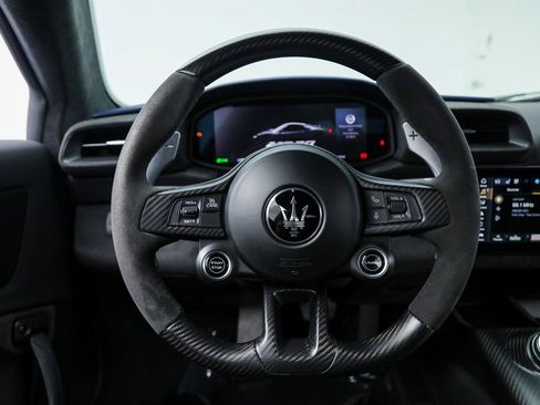 Certified 2022 Maserati MC20 Coupe RWD image 29