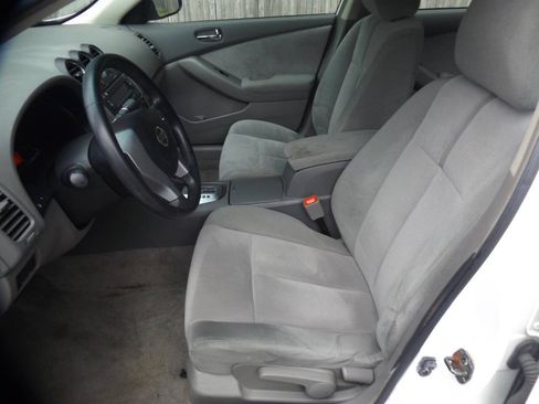 Used 2008 Nissan Altima 2.5 S w/ Emergency Aid Pkg FWD image 16