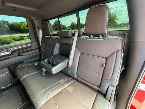 Used 2024 GMC Sierra 2500 Denali w/ Denali Reserve Package AWD/4WD image 26