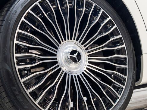 Used 2023 Mercedes-Benz Maybach S 680 4MATIC image 20