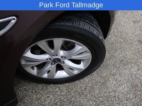 Used 2012 Ford Taurus SEL image 27