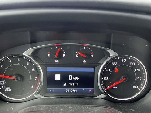 Used 2023 GMC Acadia SLT w/ Preferred Package image 10