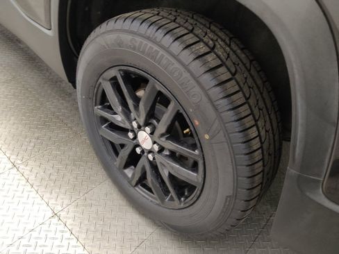 Used 2018 GMC Acadia SLT FWD image 31