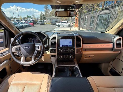 Used 2020 Ford F350 Lariat w/ Lariat Value Package AWD/4WD image 14