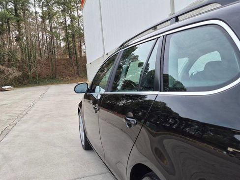 Used 2009 Volkswagen Jetta SEL image 19