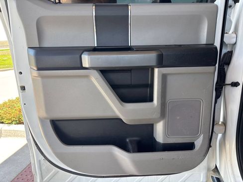 Used 2018 Ford F350 XLT AWD/4WD image 19